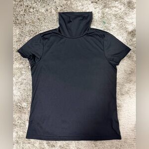 Izod Black Short Sleeve Turtleneck Top
